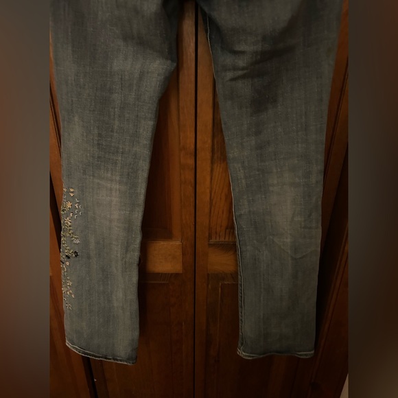 Driftwood Women’s 28 The Kelly Cotton Blend Floral Embroidered Classic Fit Jeans - Picture 12 of 16